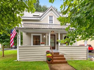 15 George St, Fairport, NY 14450