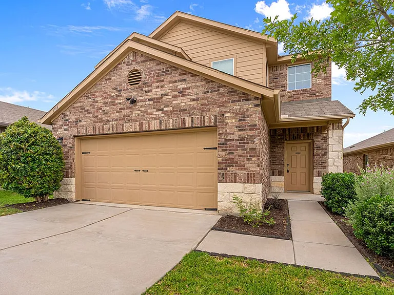 3304 Ortman Dr — Photo 2