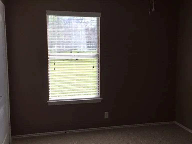 Country View Apartments — Photo 80