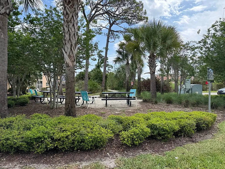 1887 SE Ocean Cove Way — Photo 60