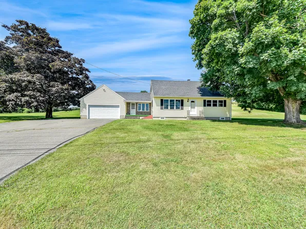 125 West Hill Road, Gardiner, ME 04345