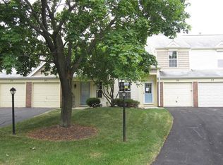 35 Marion Ln, Streamwood, IL