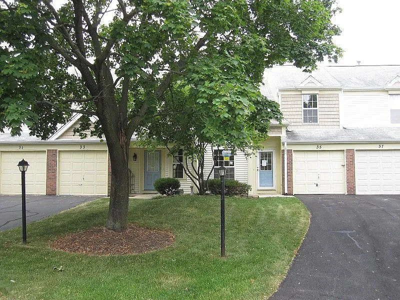35 Marion Ln photo 1