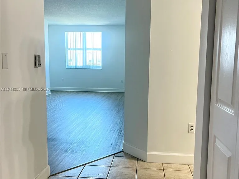 50 Menores Ave #720 — Photo 13