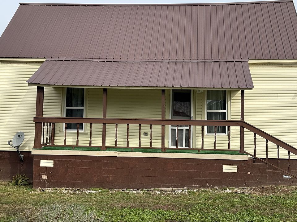 1st image of 106 Franklin St