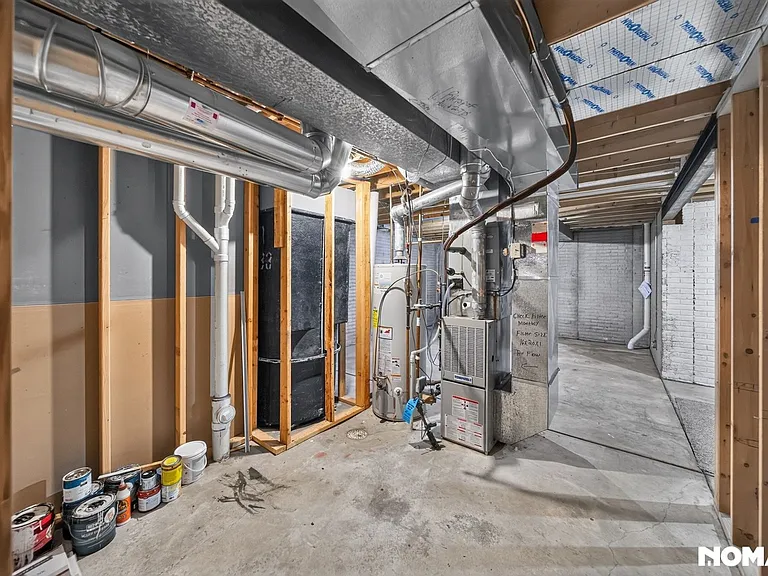 908 Newport Blvd — Photo 26