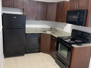 800 NE 14TH PL, Fort Lauderdale, FL 33304