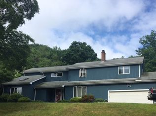 1 Ducarl Dr, Lincoln, RI 02865
