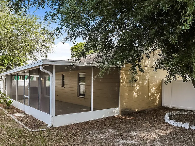 2117 Intervista Ln — Photo 16