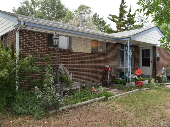 2605 Xanadu Street, Aurora, CO 80011