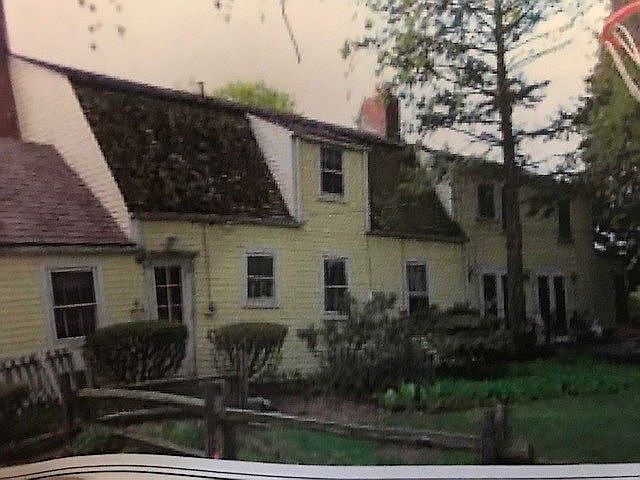 2nd image of 29724 Rush St