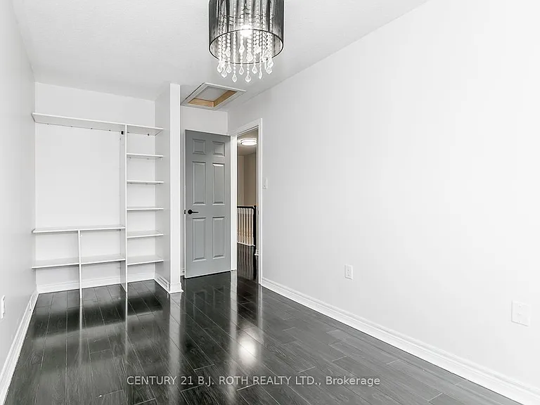 430 Mapleview Dr E #18 — Photo 26