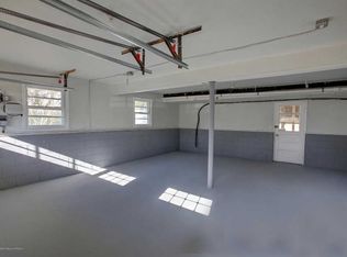 46 Lynn Dr, Toms River, NJ 08753