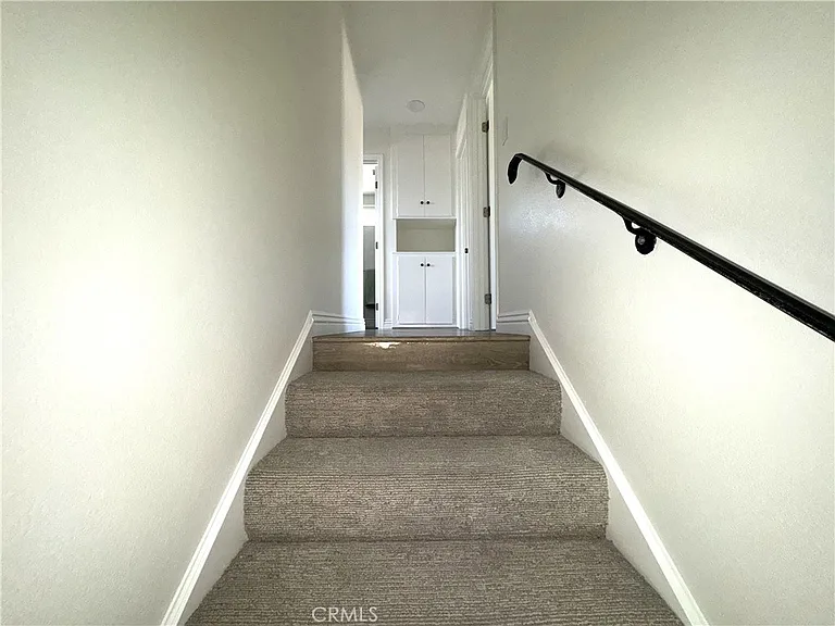 6911 Laurelhurst Dr — Photo 10