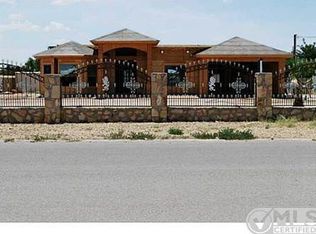 11730 Flor Del Rio St, Socorro, TX 79927