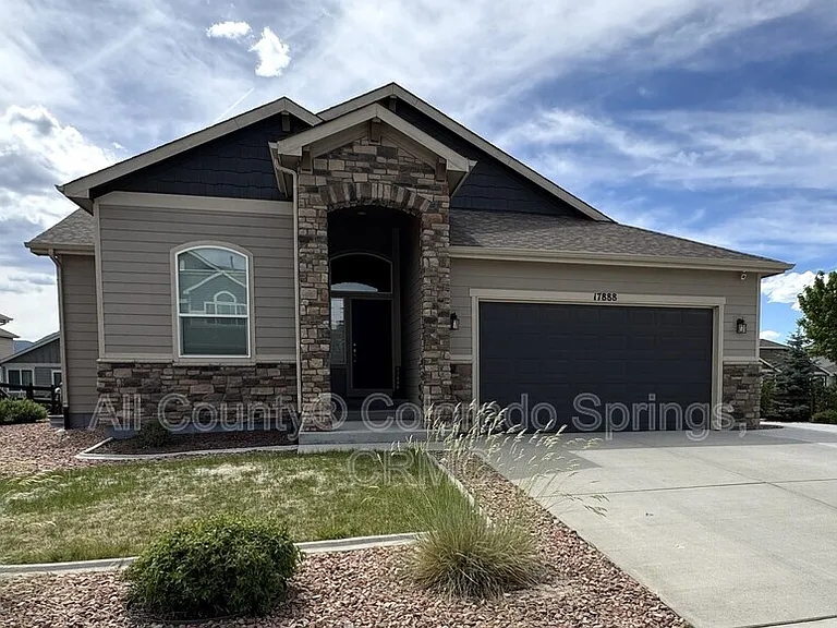 17888 White Marble Dr — Photo 1