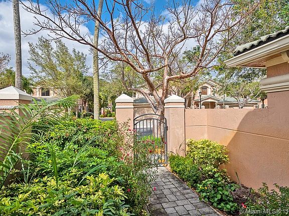 2nd image of 2799 Center Court Dr #2799
