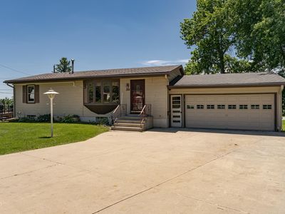 328 1st St NW, Byron, MN, 55920
