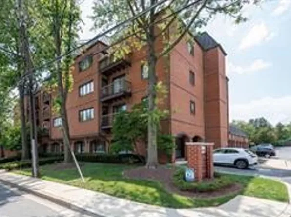 8 Russell Ave Unit 311, Gaithersburg, MD 20877