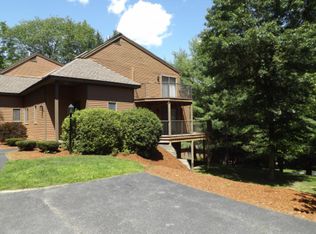 1140 Murphys Rd #9A, Quechee, VT 05059