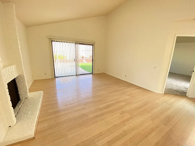 7563 Agua Dulce Ct — Photo 3