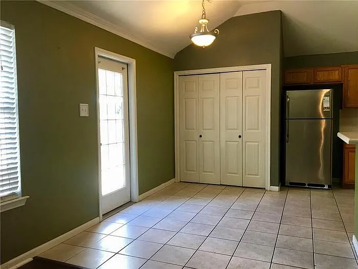 1010 Gulf Way — Photo 6