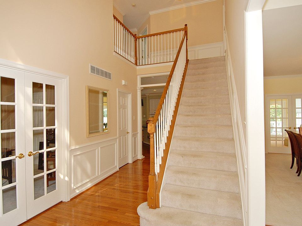 2 Story Foyer with Hardwood Floors