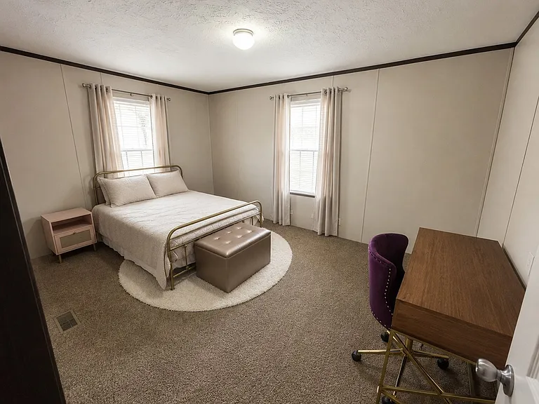 184 Lakeshore Cir #184 — Photo 7