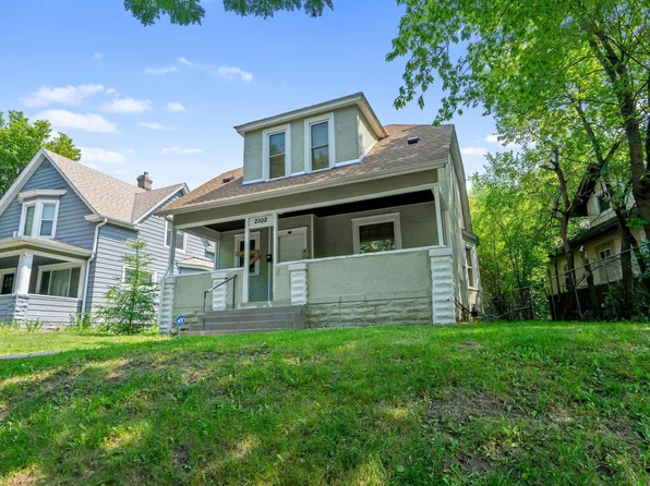 2102 Oliver Ave N, Minneapolis, MN 55411
