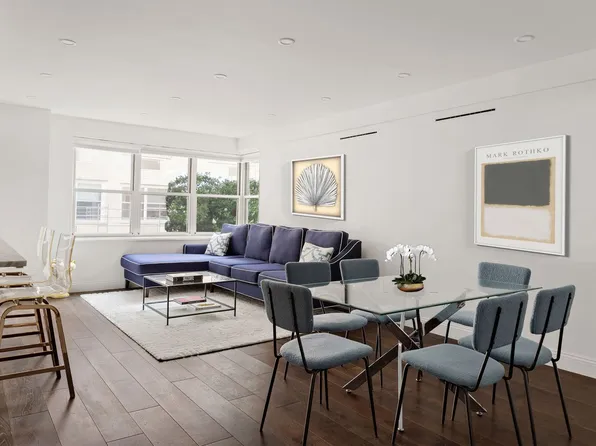 11 Fifth Avenue image 1 of 14