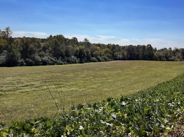 39 Highway E, Englewood, TN 37329