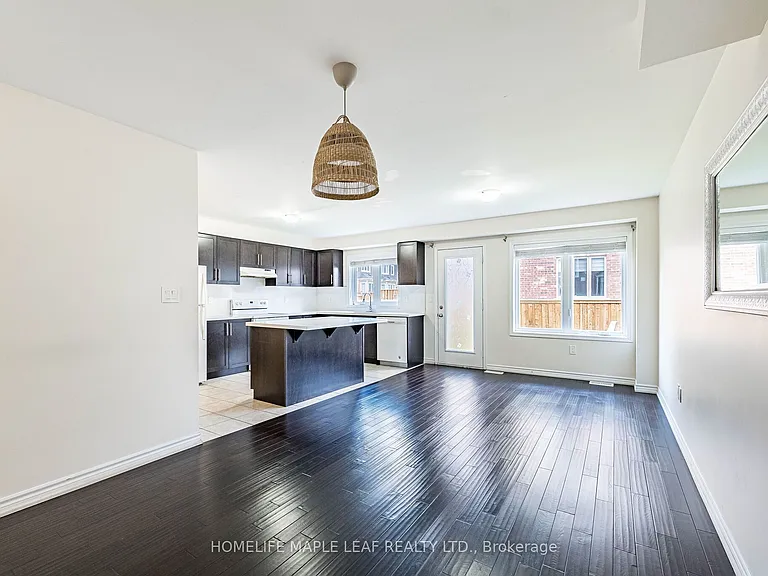 67 Benhurst Cres — Photo 15