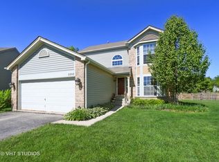 2232 N Hillcrest Ct, Round Lake Beach, IL 60073