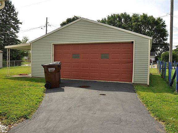 4th image of 437 Glenwood Ave