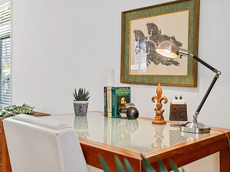 1501 Westmoor Dr — Photo 45