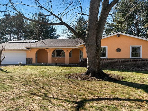 2nd image of 8232 Pueblo Dr