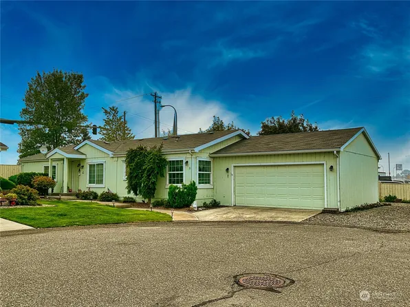 5 Crystal Place W, Omak, WA 98841