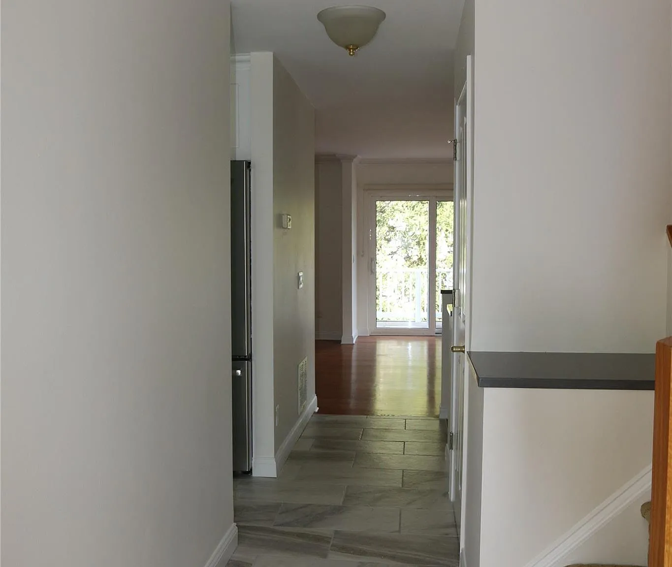 3 bed, 3.5 bath, 2900 sqft, $7,000 — Photo 3