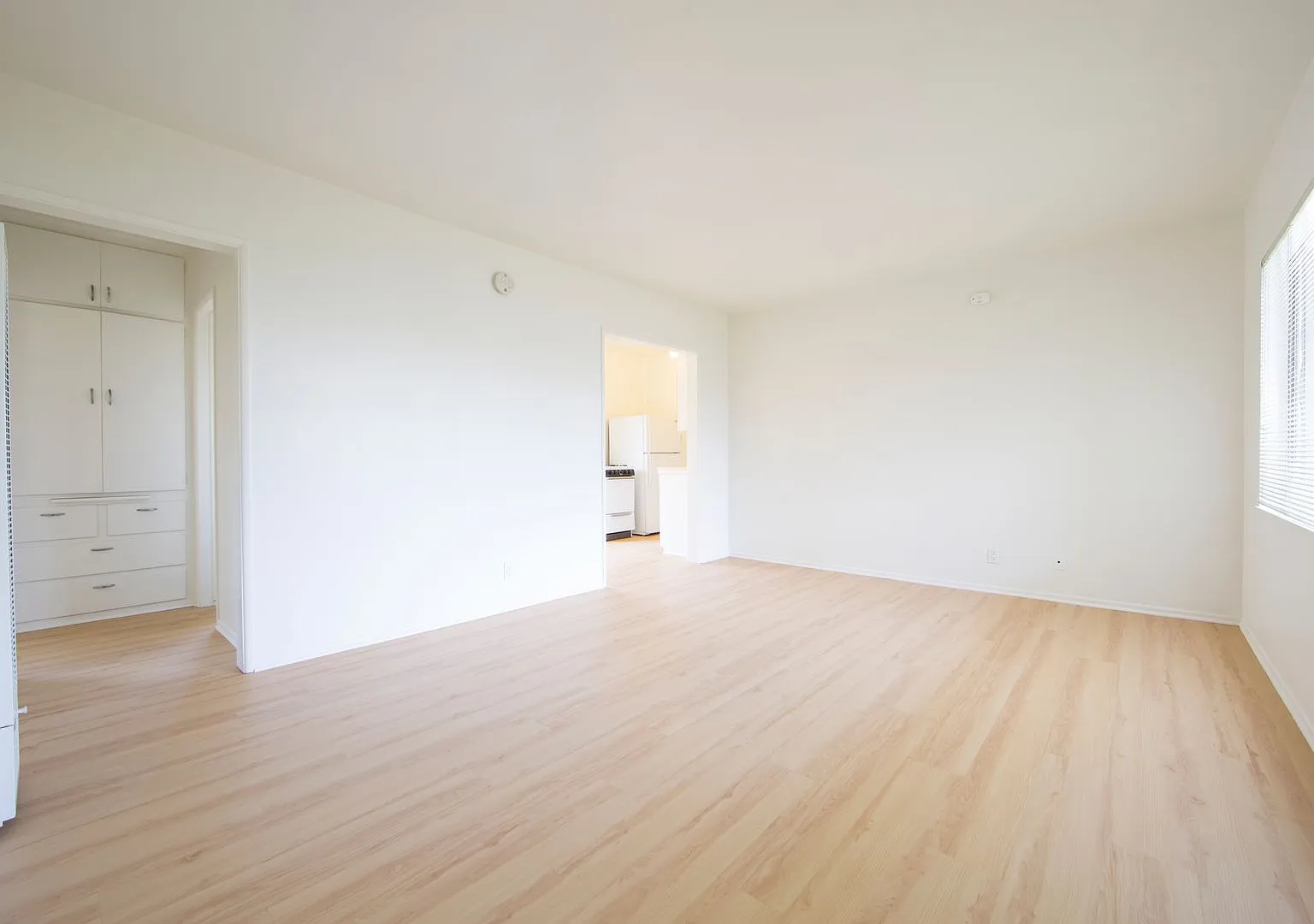 Levering Arms Apartments — Photo 4
