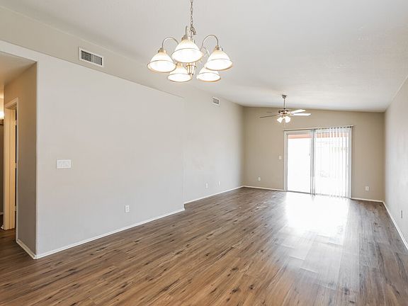 4th image of 2201 W Frostwood Ln