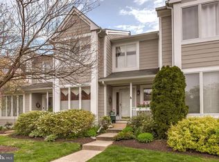 15 Stone Row Ct, Cockeysville, MD 21030