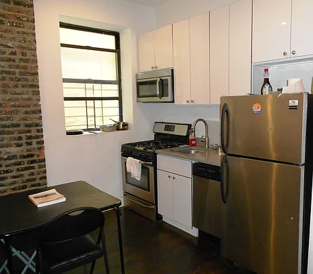 Rented by Charles Coutinho LLC | media 21