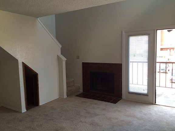 3rd image of 2301 Balsam Dr APT M213