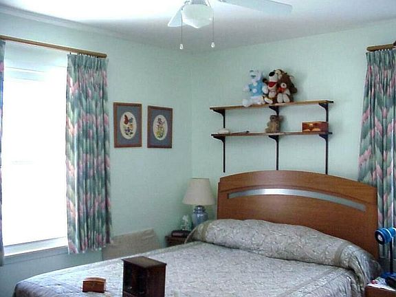 Lower Bedroom