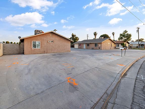 2nd image of 409 E Warren Avenue