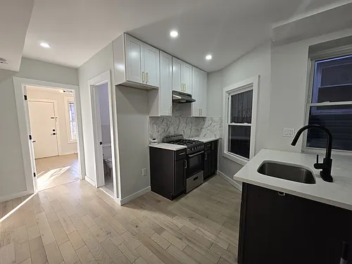 514 Orange St #3R Photo 1