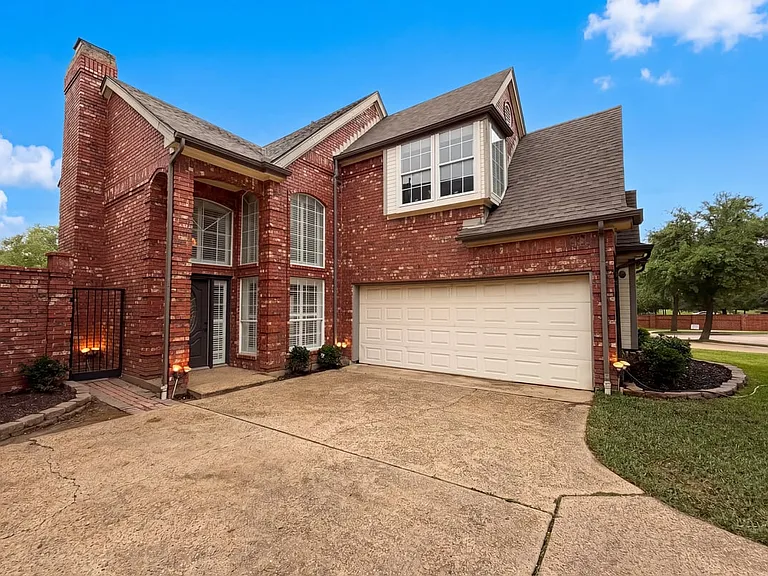 7708 Windmere Ct — Photo 10