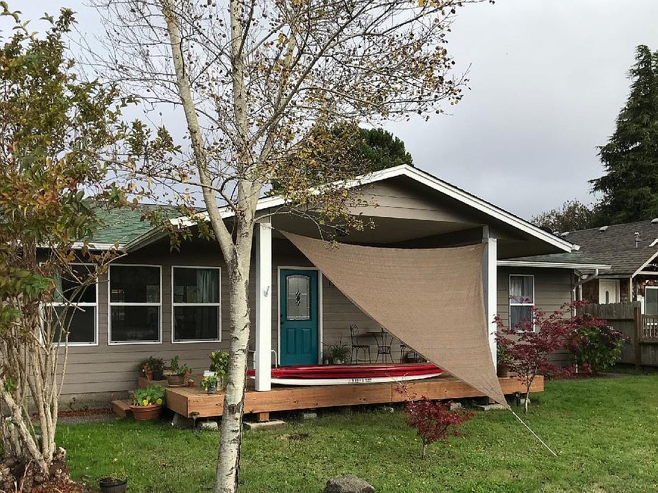1st image of 1309-1343 SE Eagle View Ln
