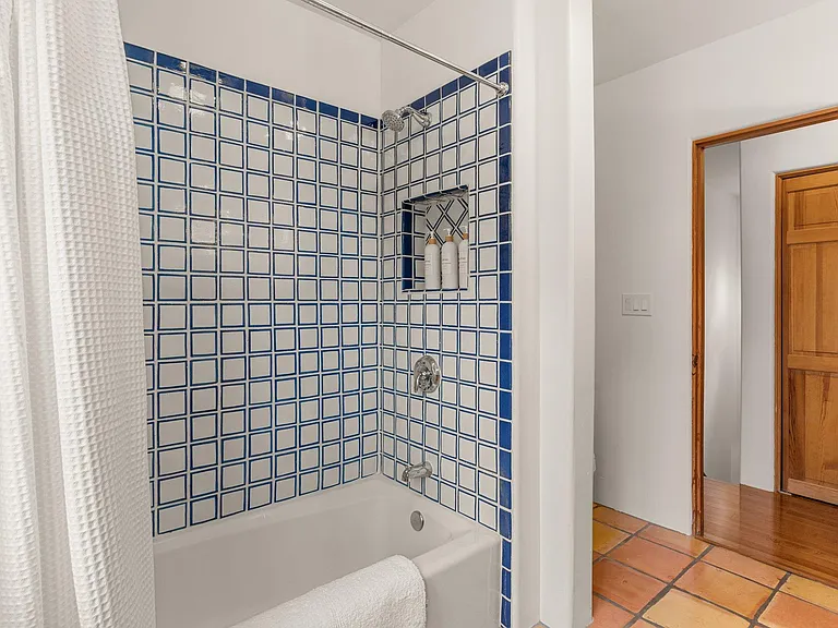 211 Rosario Blvd #5 — Photo 51