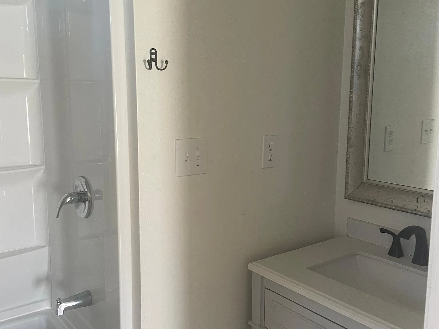 830 E Drexel Ave — Photo 2